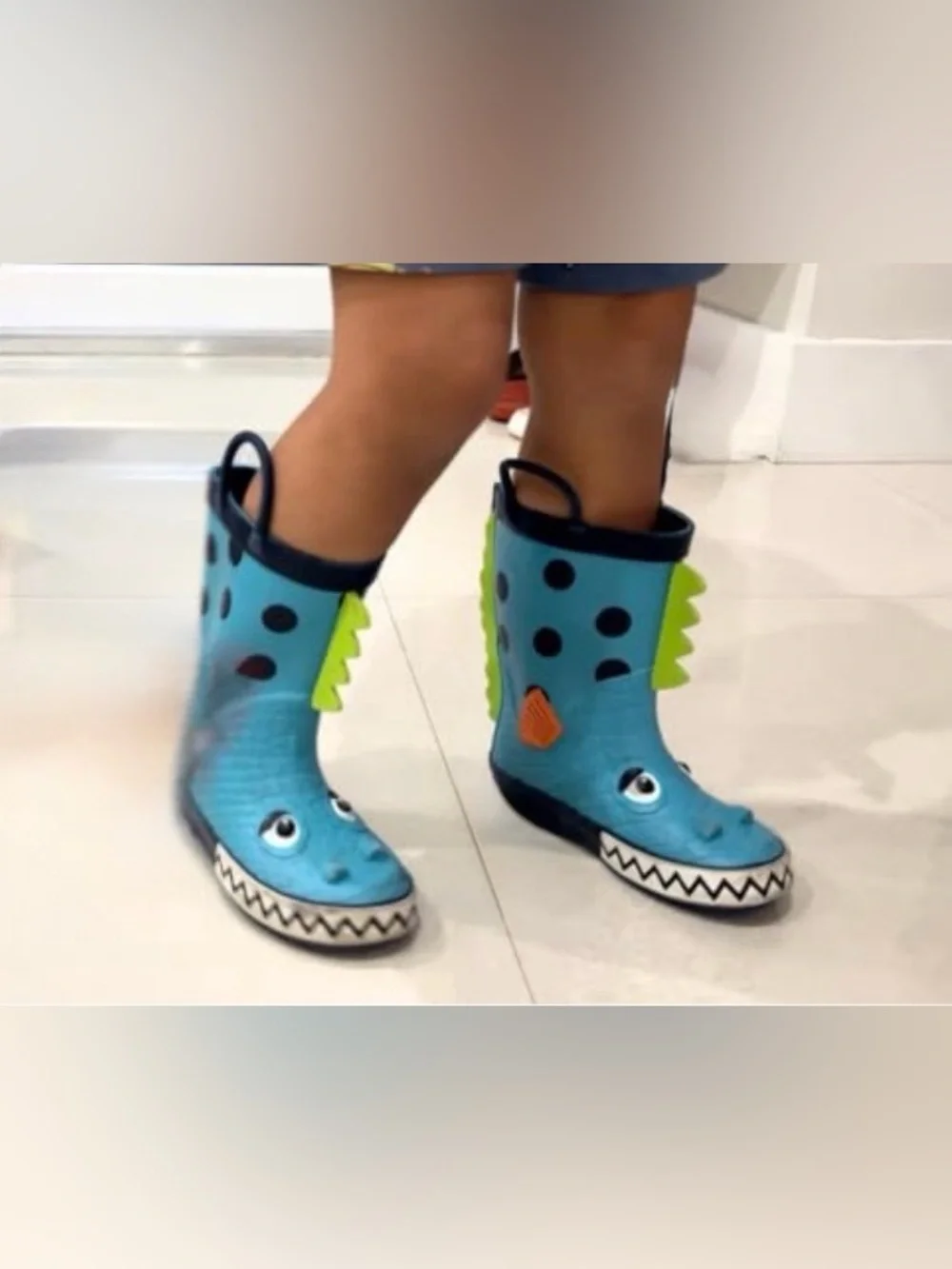 Kushyshoo Rubber Big Kids Rain Boots Piranha 3D Cartoon Rain Boots! Size 1